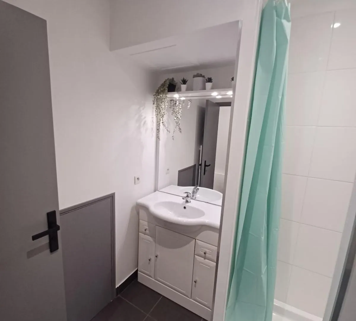 Cozy Studio For 2 People Near Bellecour Lyon Daire
